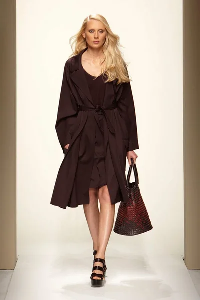 Look 2